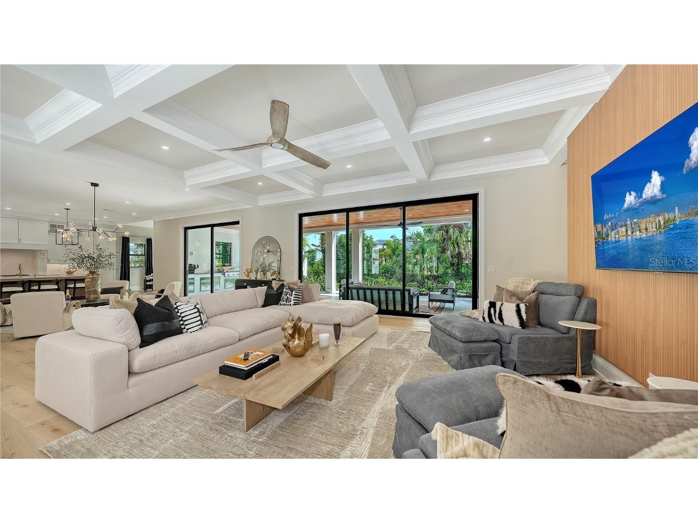 656 Tropical Circle Sarasota FL 34242 A4674326 image10