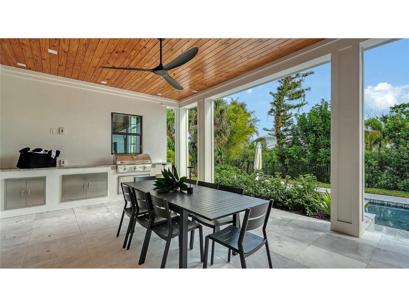 656 Tropical Circle Sarasota FL 34242 A4674326 image14