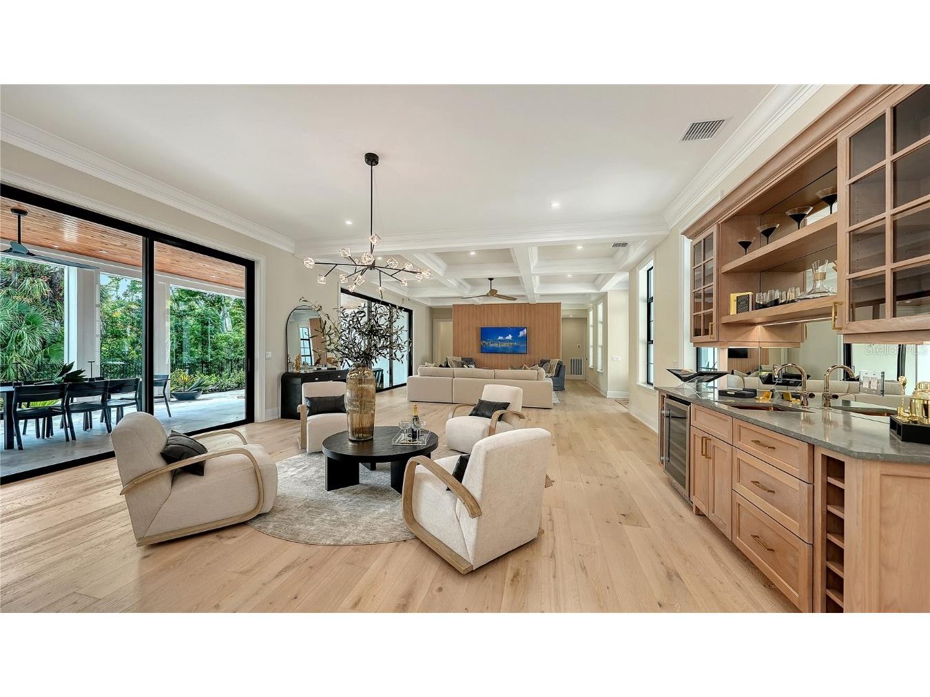 656 Tropical Circle Sarasota FL 34242 A4674326 image19