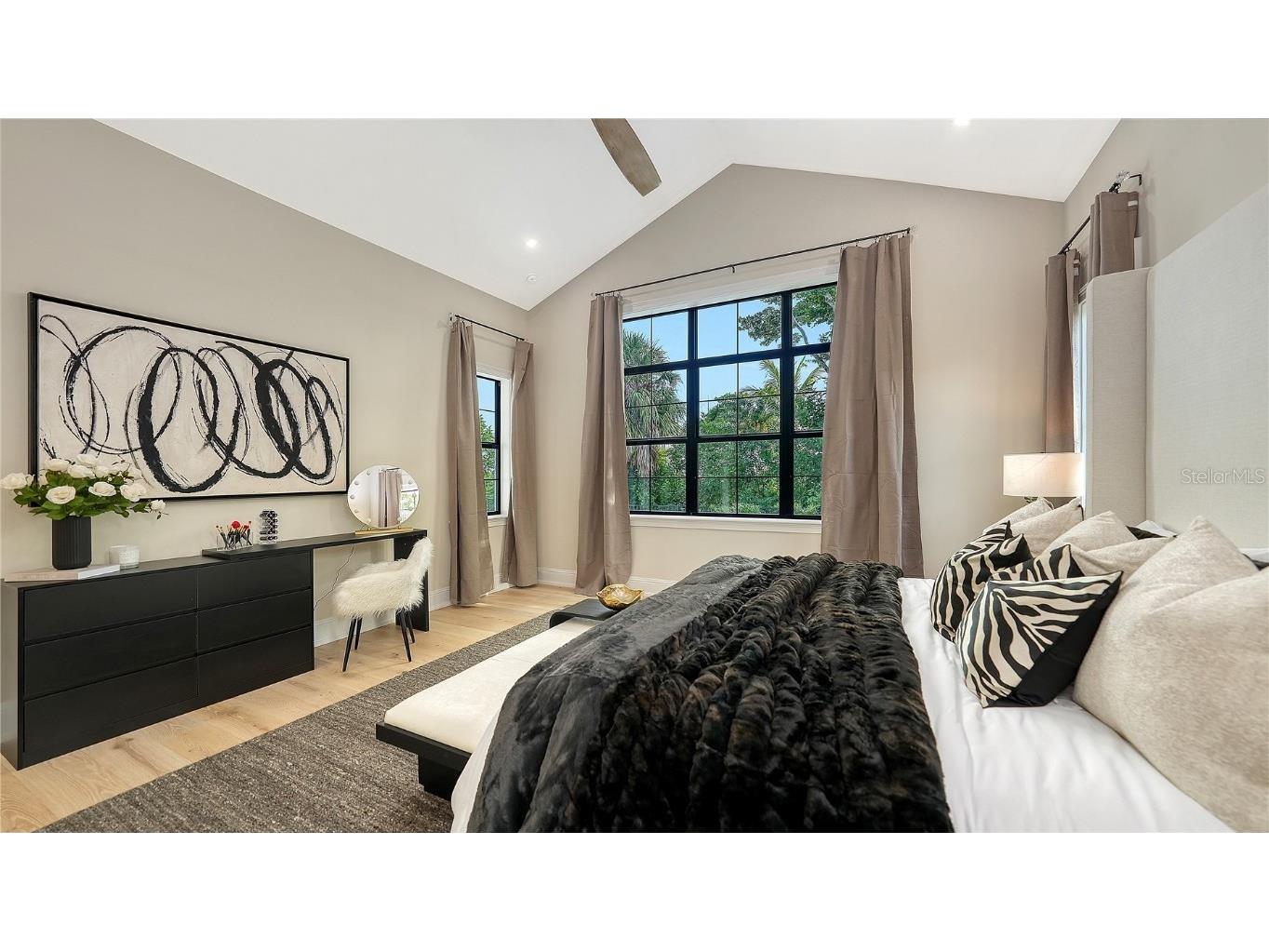 656 Tropical Circle Sarasota FL 34242 A4674326 image34