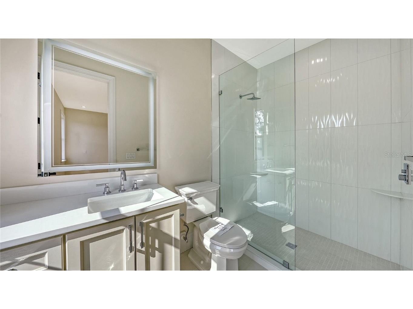 656 Tropical Circle Sarasota FL 34242 A4674326 image52