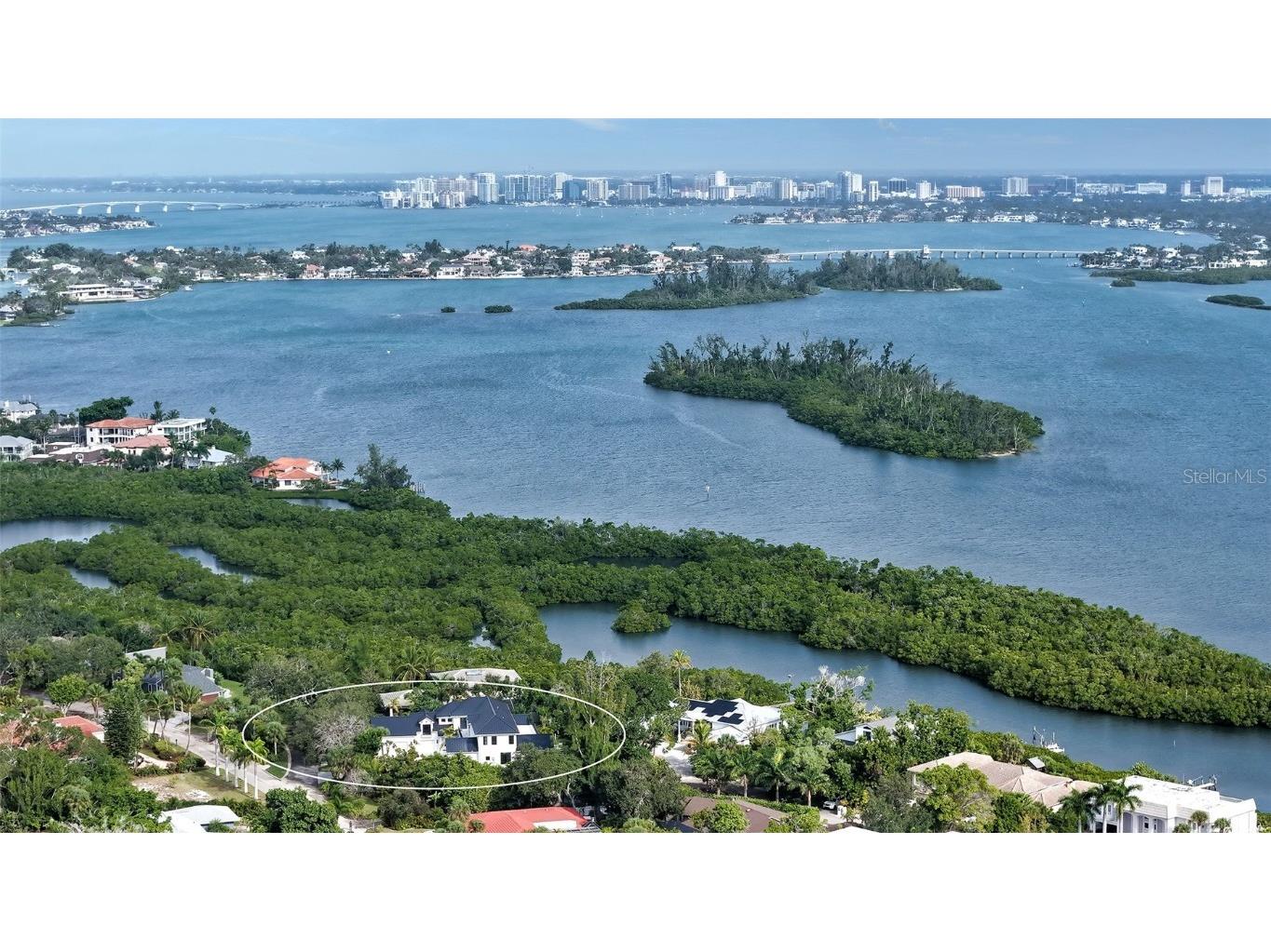 656 Tropical Circle Sarasota FL 34242 A4674326 image58