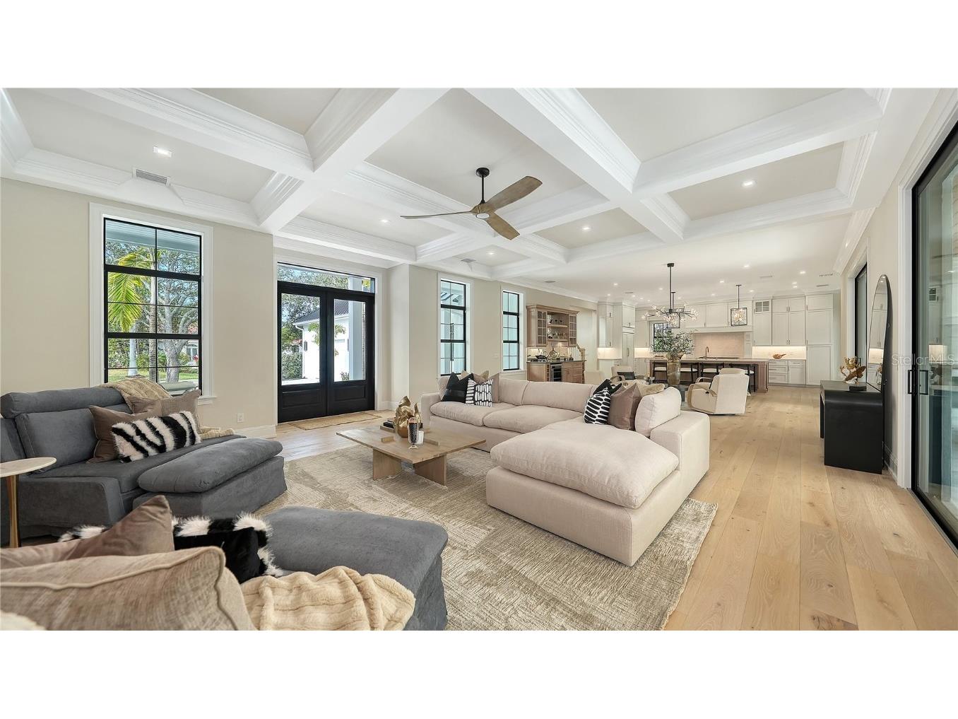 656 Tropical Circle Sarasota FL 34242 A4674326 image6