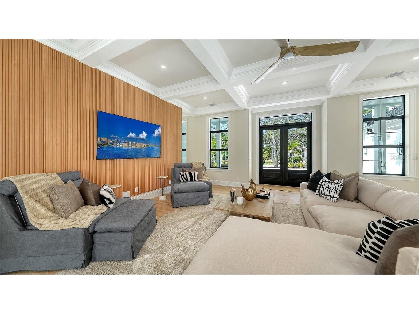 656 Tropical Circle Sarasota FL 34242 A4674326 image7