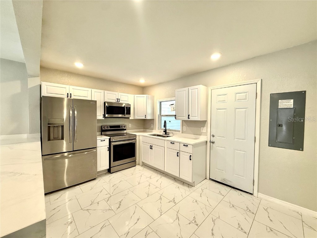 656 W Date Street Lake Wales FL 33859 S5134004 image3