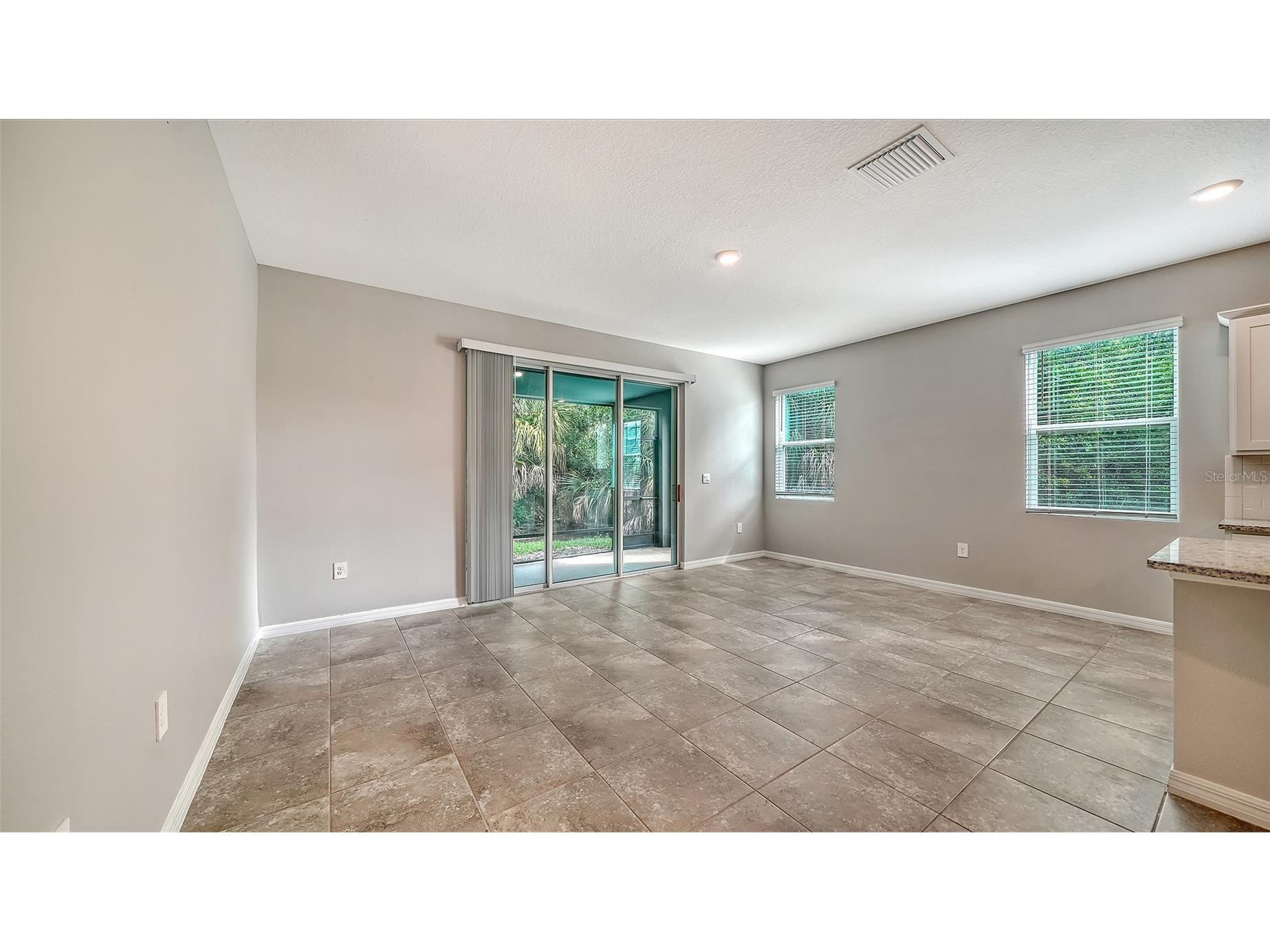 6560 Calypso Coral Lane Sarasota FL 34240 A4689595 image12