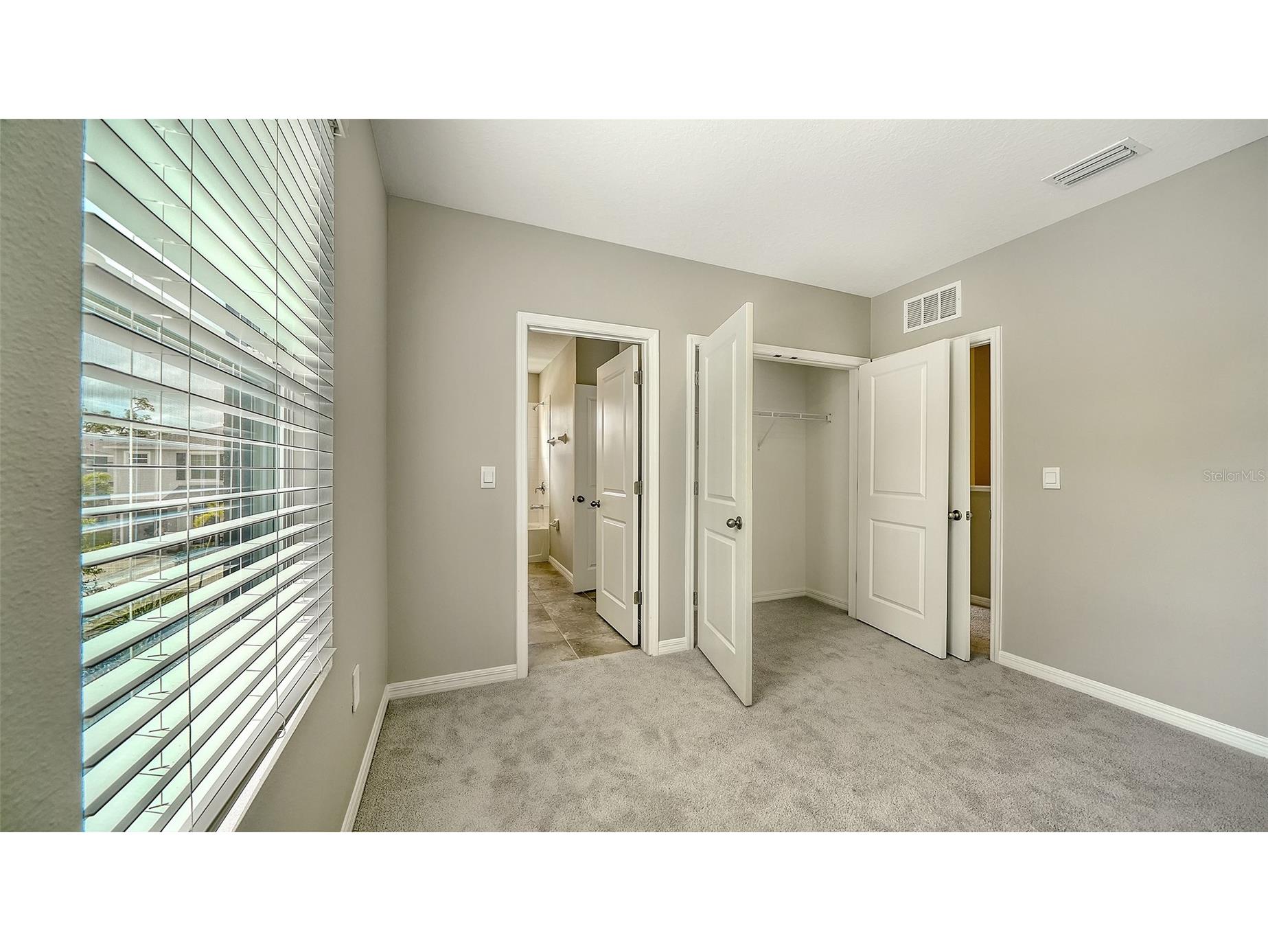 6560 Calypso Coral Lane Sarasota FL 34240 A4689595 image35