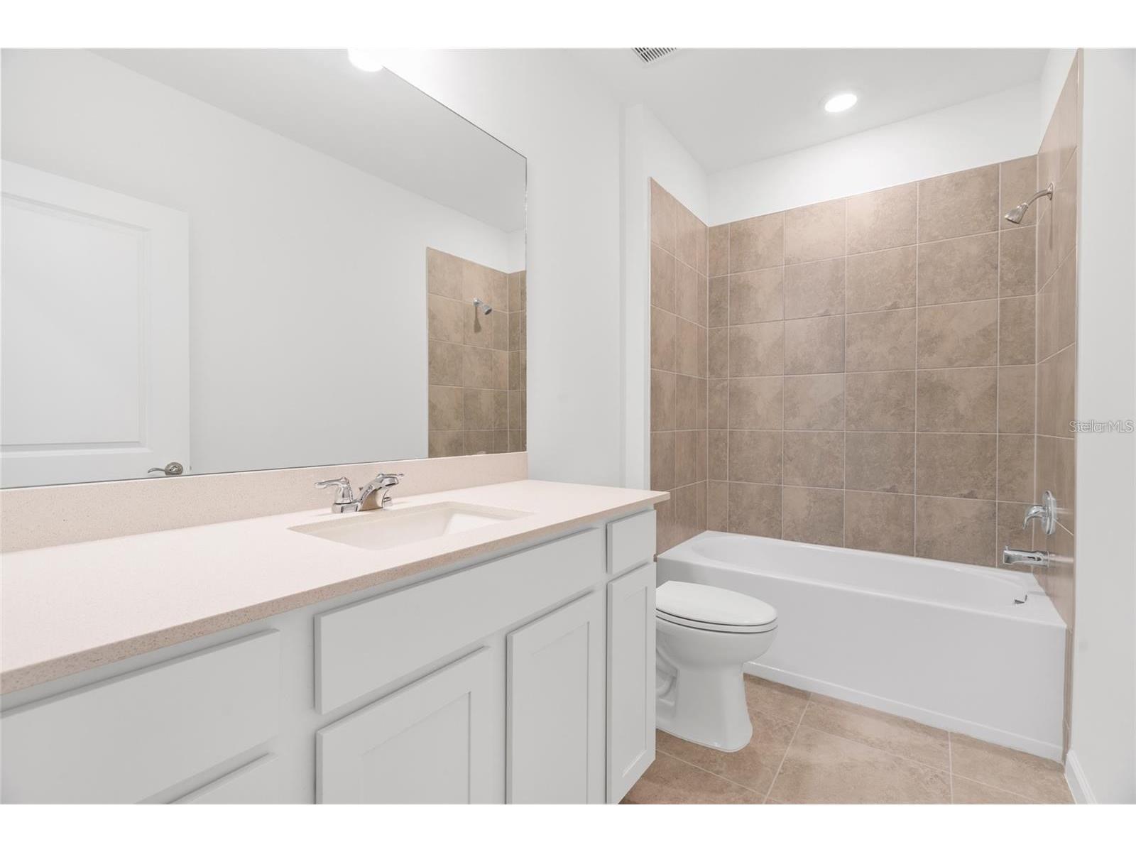 6560 Silverstar Drive Sarasota FL 34240 A4692805 image11