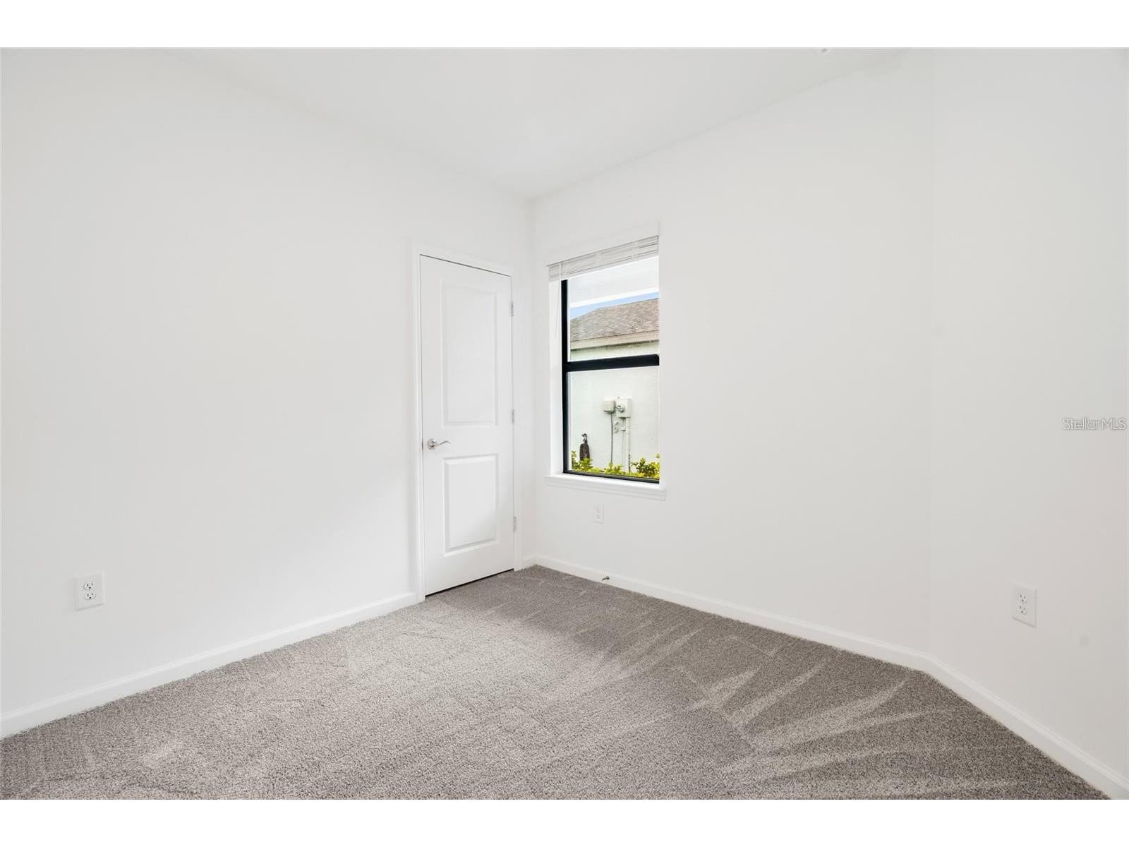 6560 Silverstar Drive Sarasota FL 34240 A4692805 image13