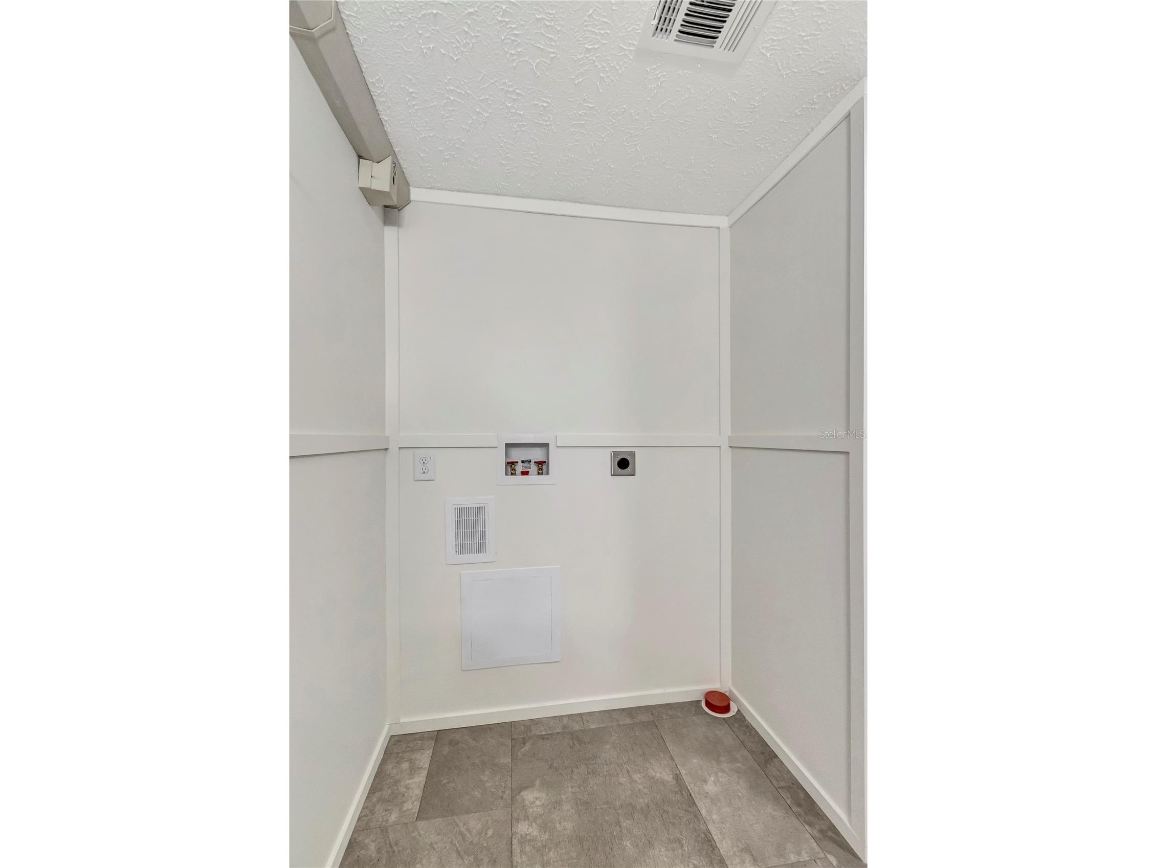 6560 W Avocado Street Crystal River FL 34429 TB8461857 image25