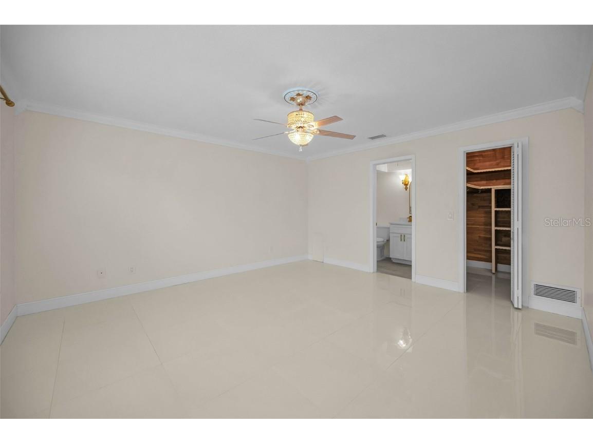 6561 Golden Horseshoe Drive Seminole FL 33777 TB8418598 image24