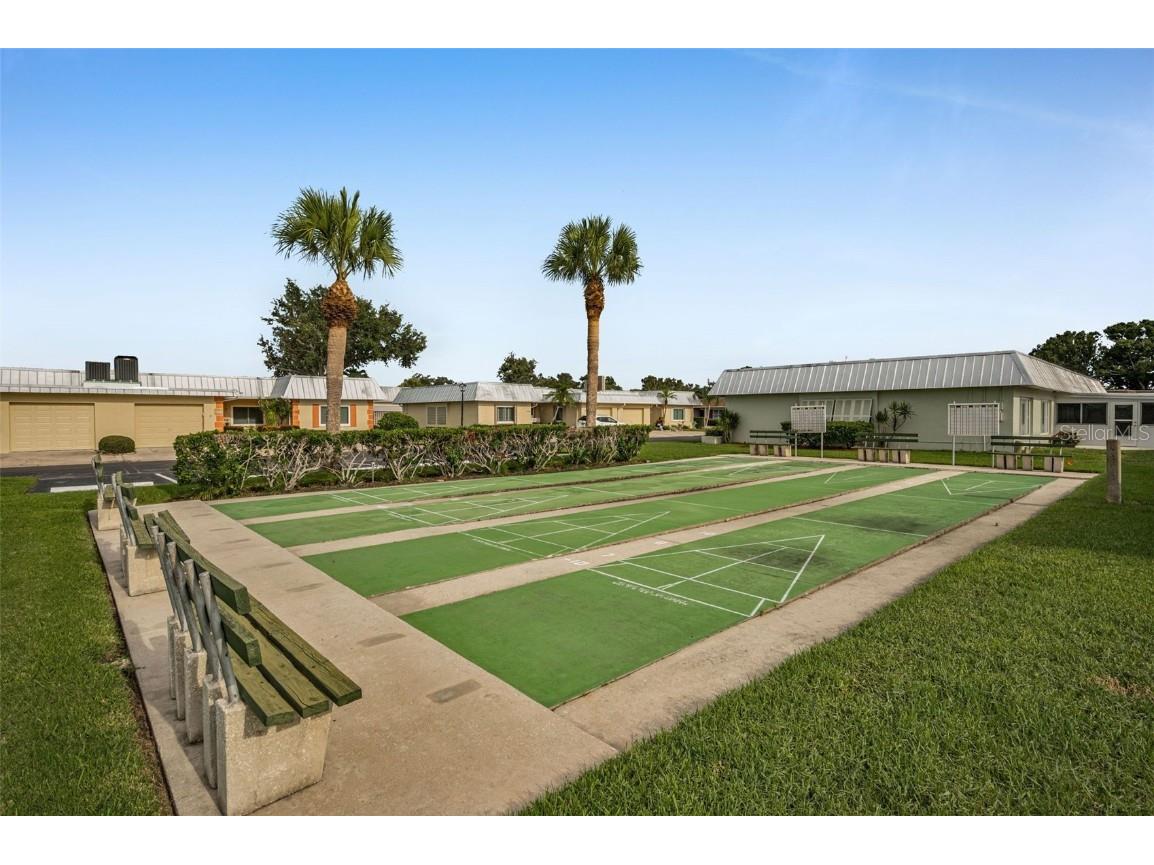 6561 Golden Horseshoe Drive Seminole FL 33777 TB8418598 image40