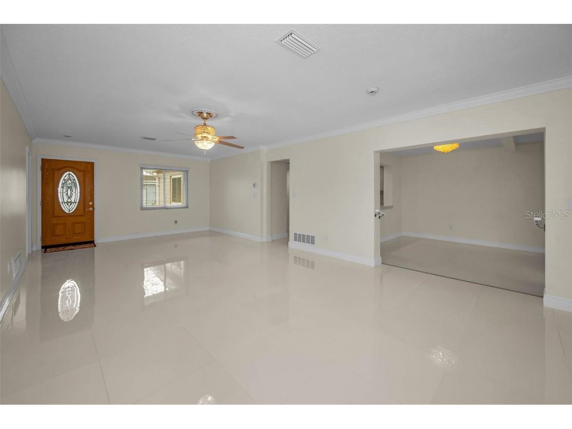 6561 Golden Horseshoe Drive Seminole FL 33777 TB8418598 image5