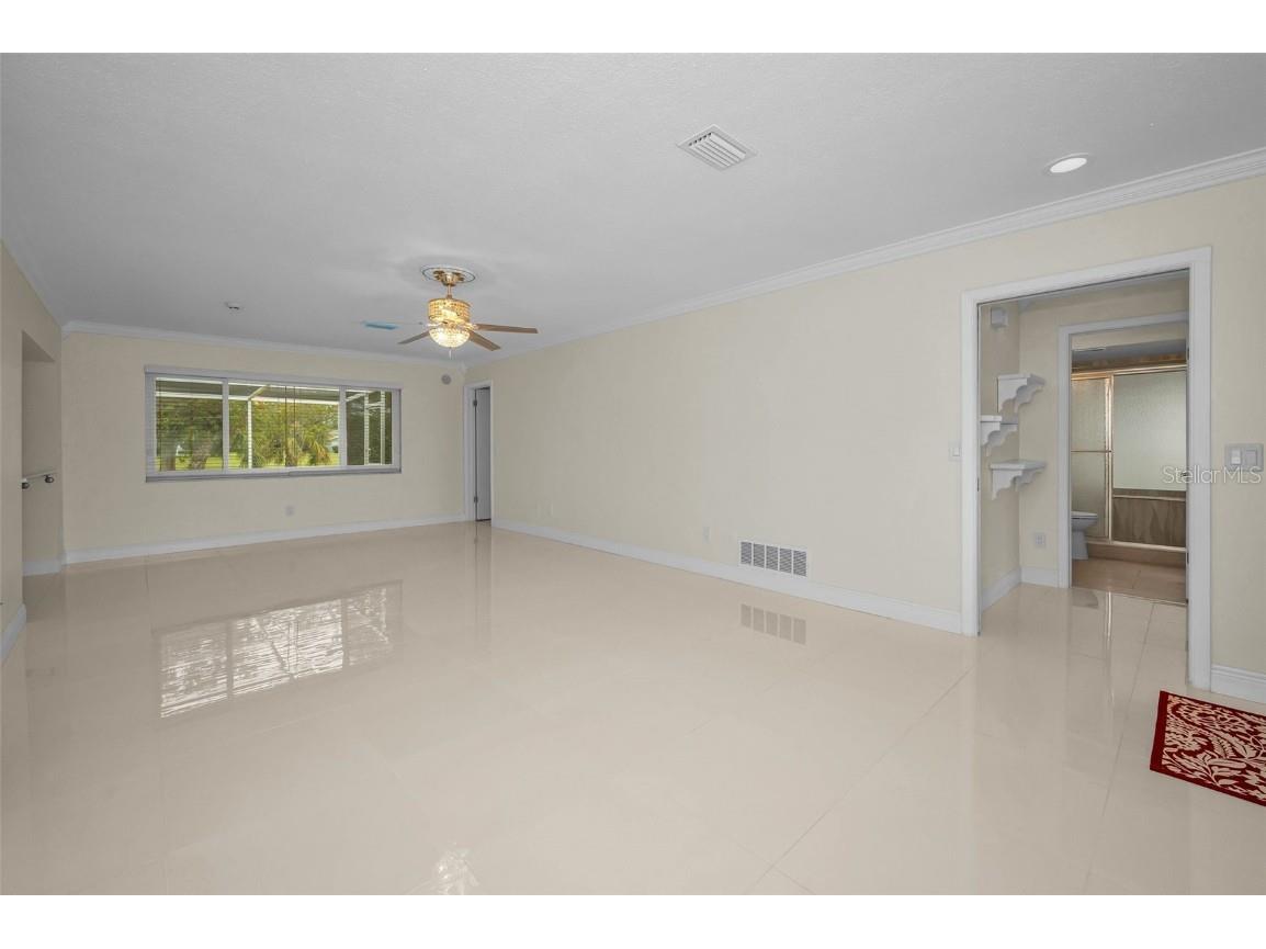 6561 Golden Horseshoe Drive Seminole FL 33777 TB8418598 image7