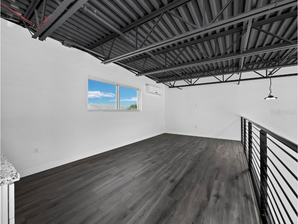 6562 Palmer Park Circle #18 Sarasota FL 34238 A4674481 image10