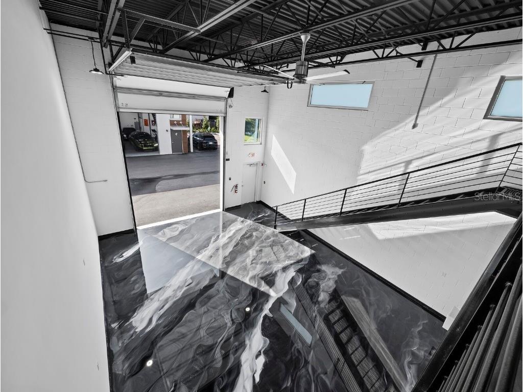 6562 Palmer Park Circle #18 Sarasota FL 34238 A4674481 image14