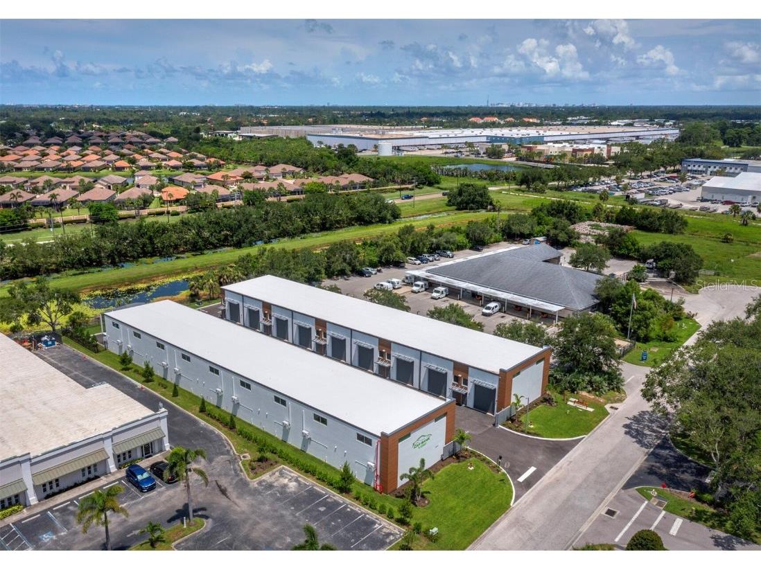 6562 Palmer Park Circle #18 Sarasota FL 34238 A4674481 image18