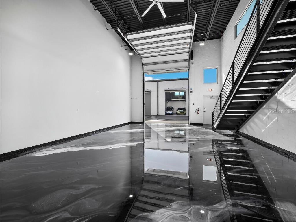 6562 Palmer Park Circle #18 Sarasota FL 34238 A4674481 image8