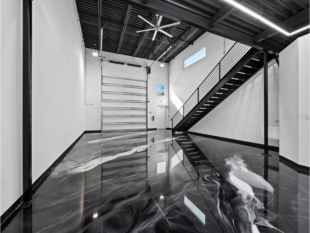 6562 Palmer Park Circle #18 Sarasota FL 34238 A4674481 image9