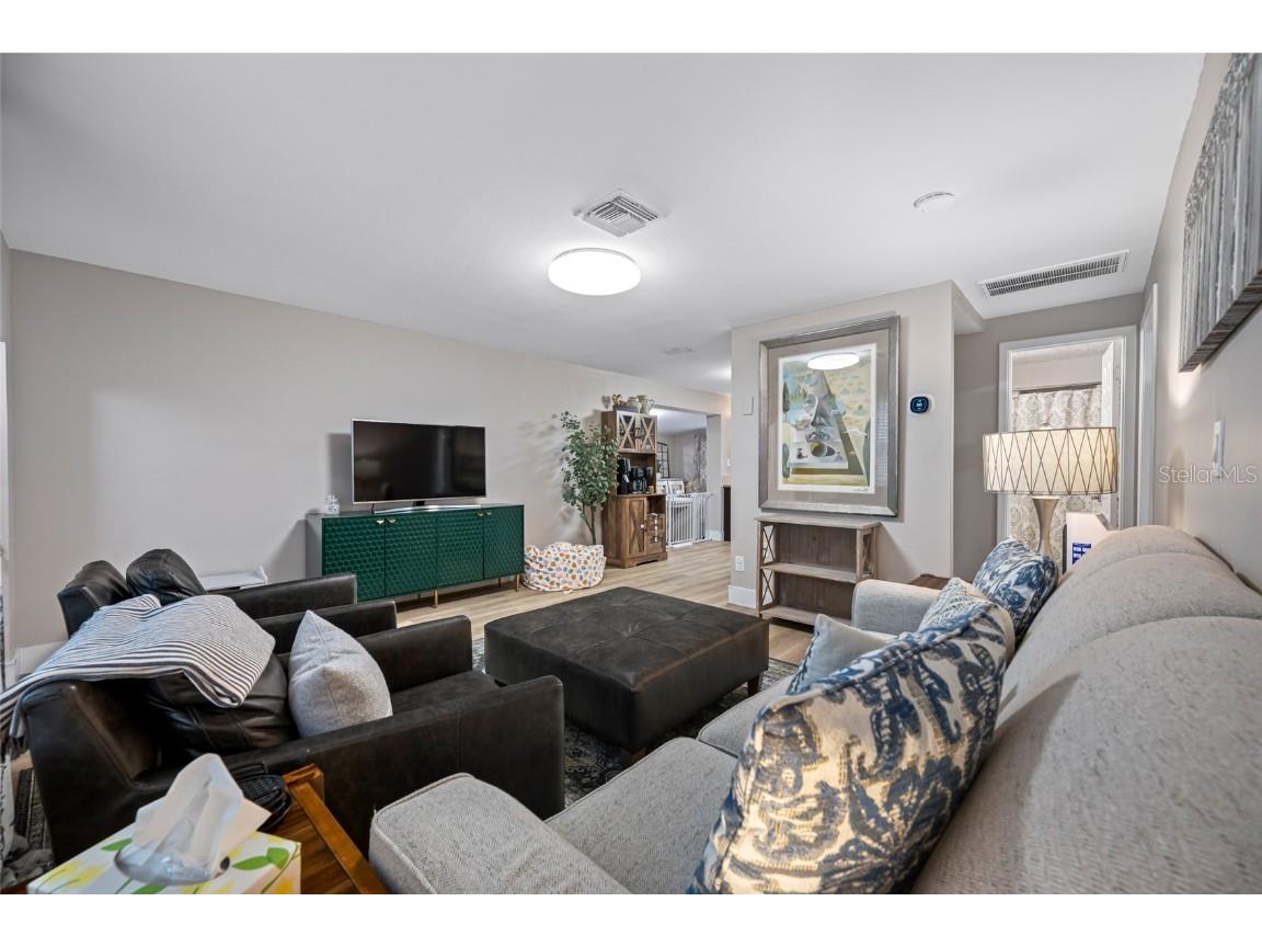 6563 65th Avenue N Pinellas Park FL 33781 TB8399755 image5