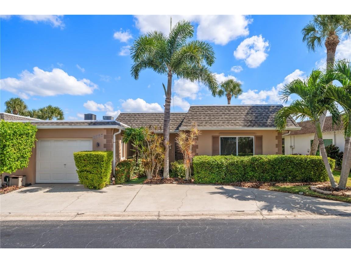 6563 Grand Bahama Drive Seminole FL 33777 TB8438691 image1