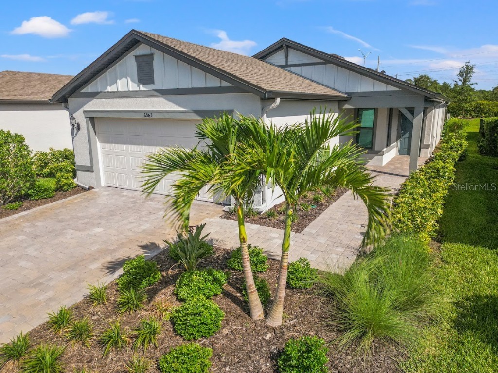 6563 Silverstar Drive Sarasota FL 34240 A4655554 image1