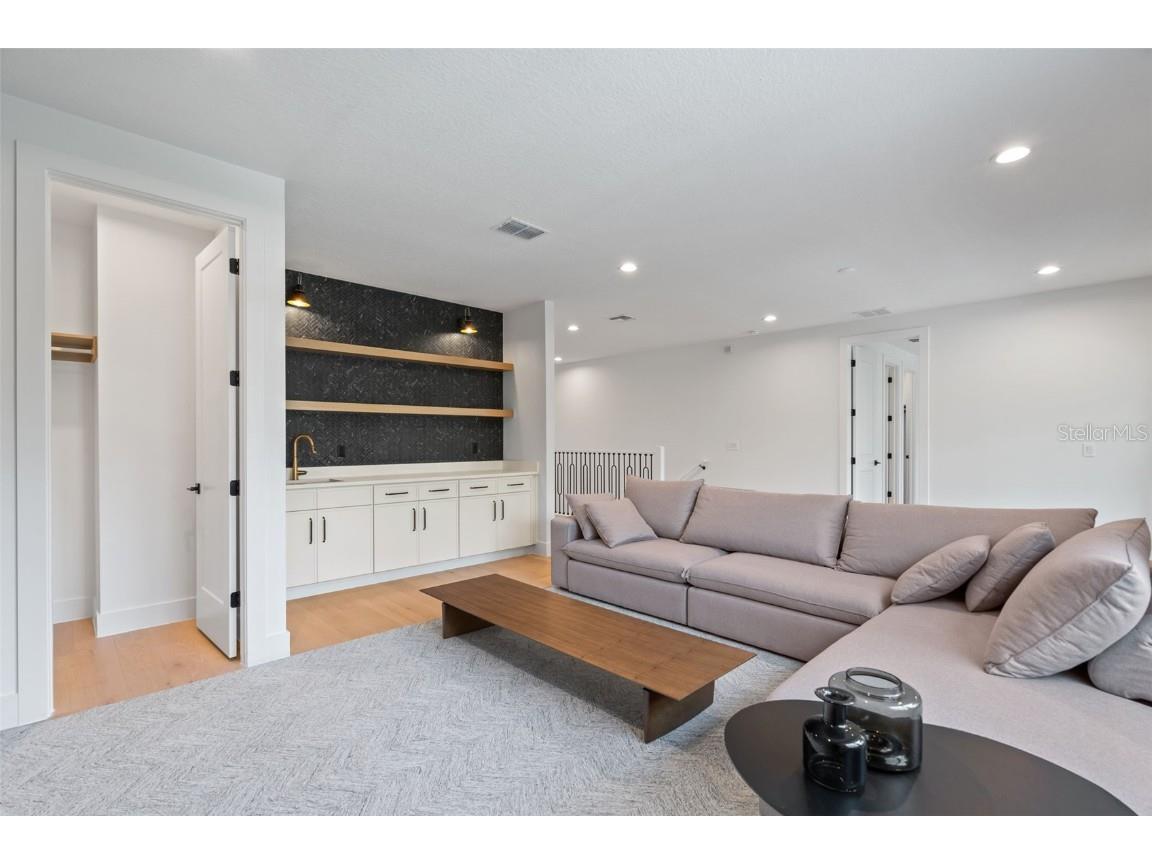 6564 Lagoon Street Windermere FL 34786 - LAKE SAWYER O6271044 image22