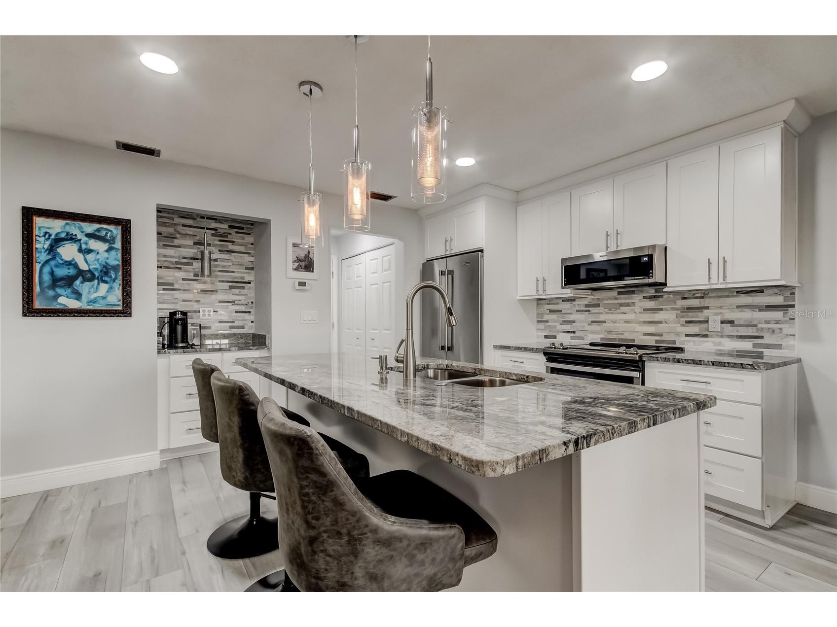 6565 Green Valley Seminole FL 33777 TB8455242 image15