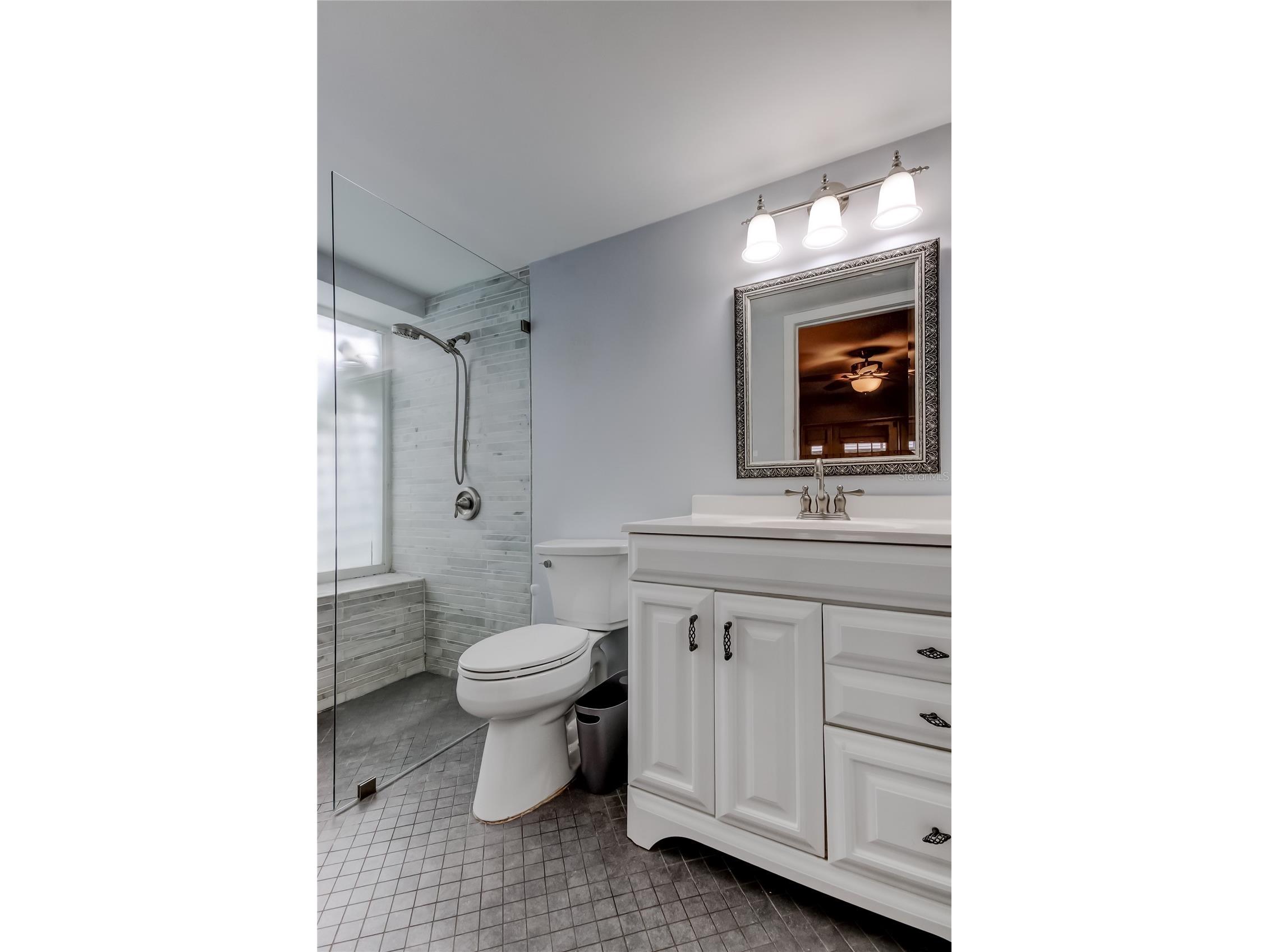 6565 Green Valley Seminole FL 33777 TB8455242 image22