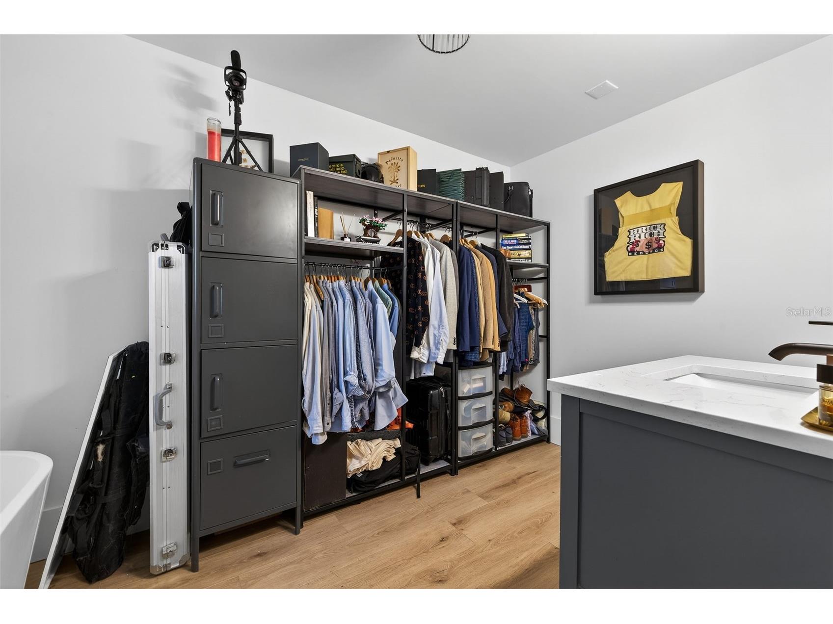 6566 1st Avenue S Saint Petersburg FL 33707 TB8488154 image19