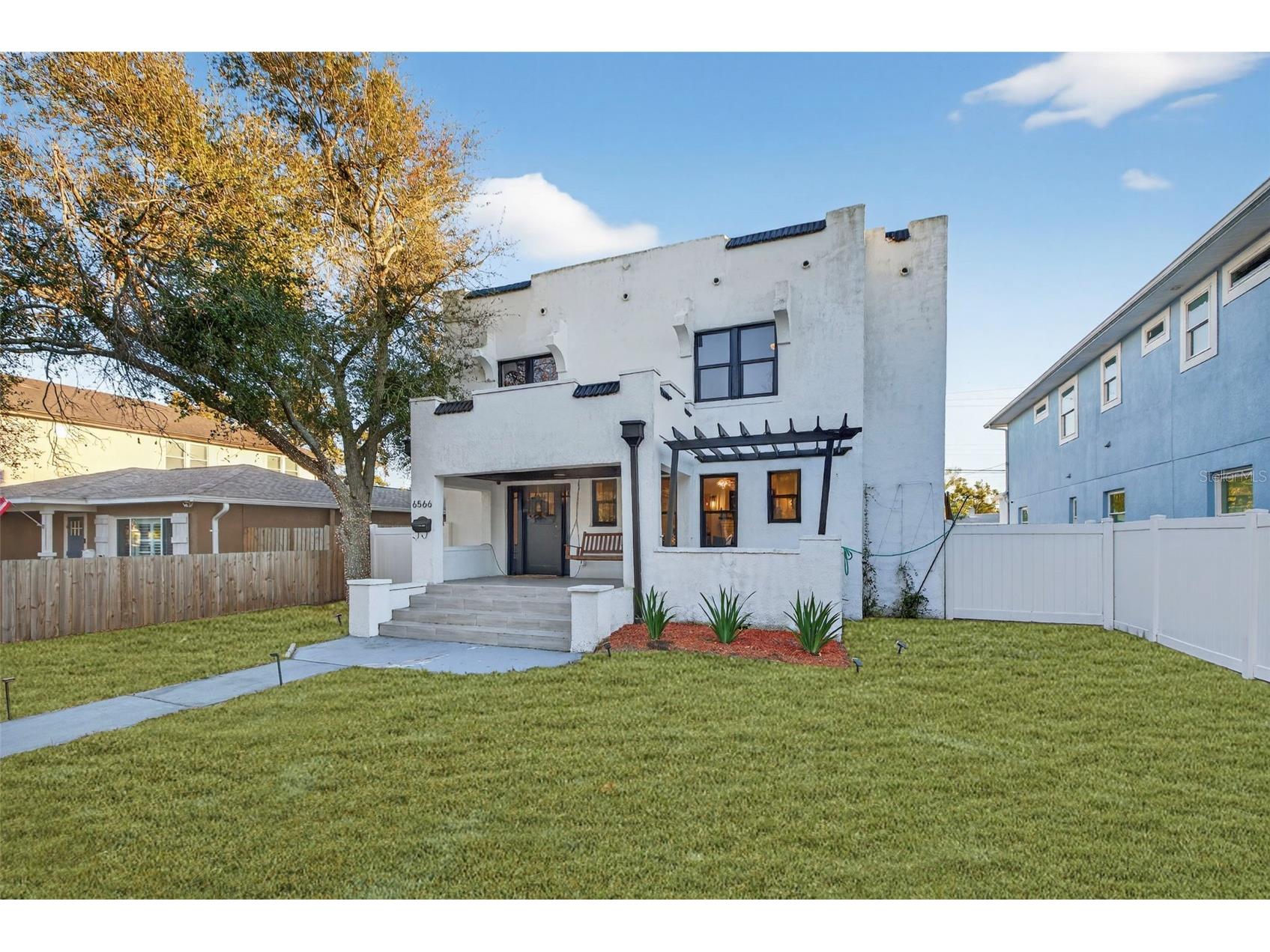 6566 1st Avenue S Saint Petersburg FL 33707 TB8488154 image2