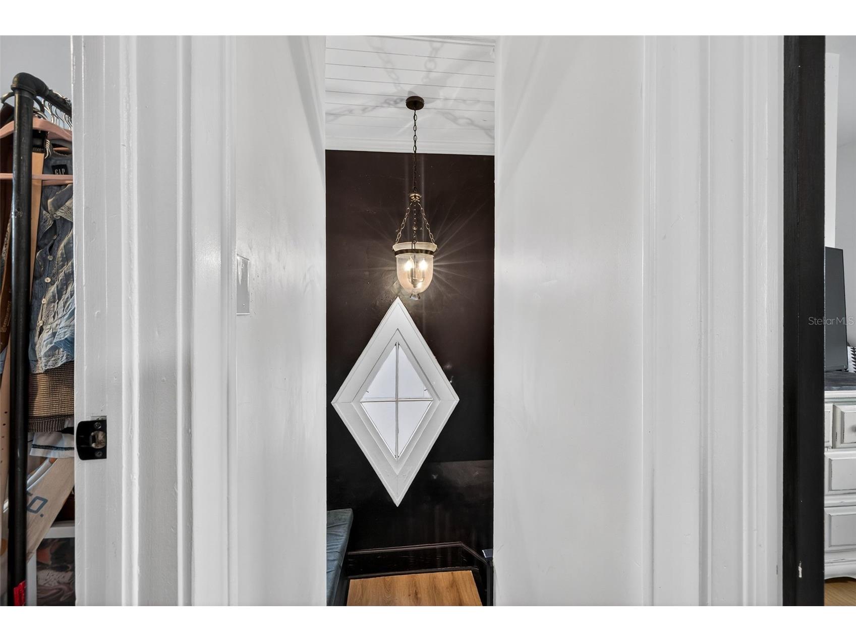 6566 1st Avenue S Saint Petersburg FL 33707 TB8488154 image23