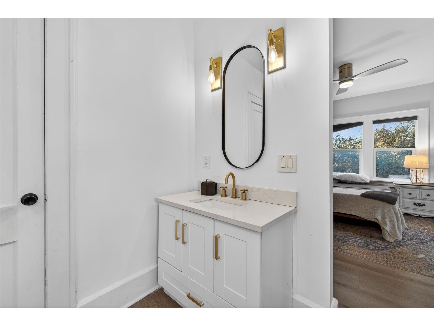 6566 1st Avenue S Saint Petersburg FL 33707 TB8488154 image29