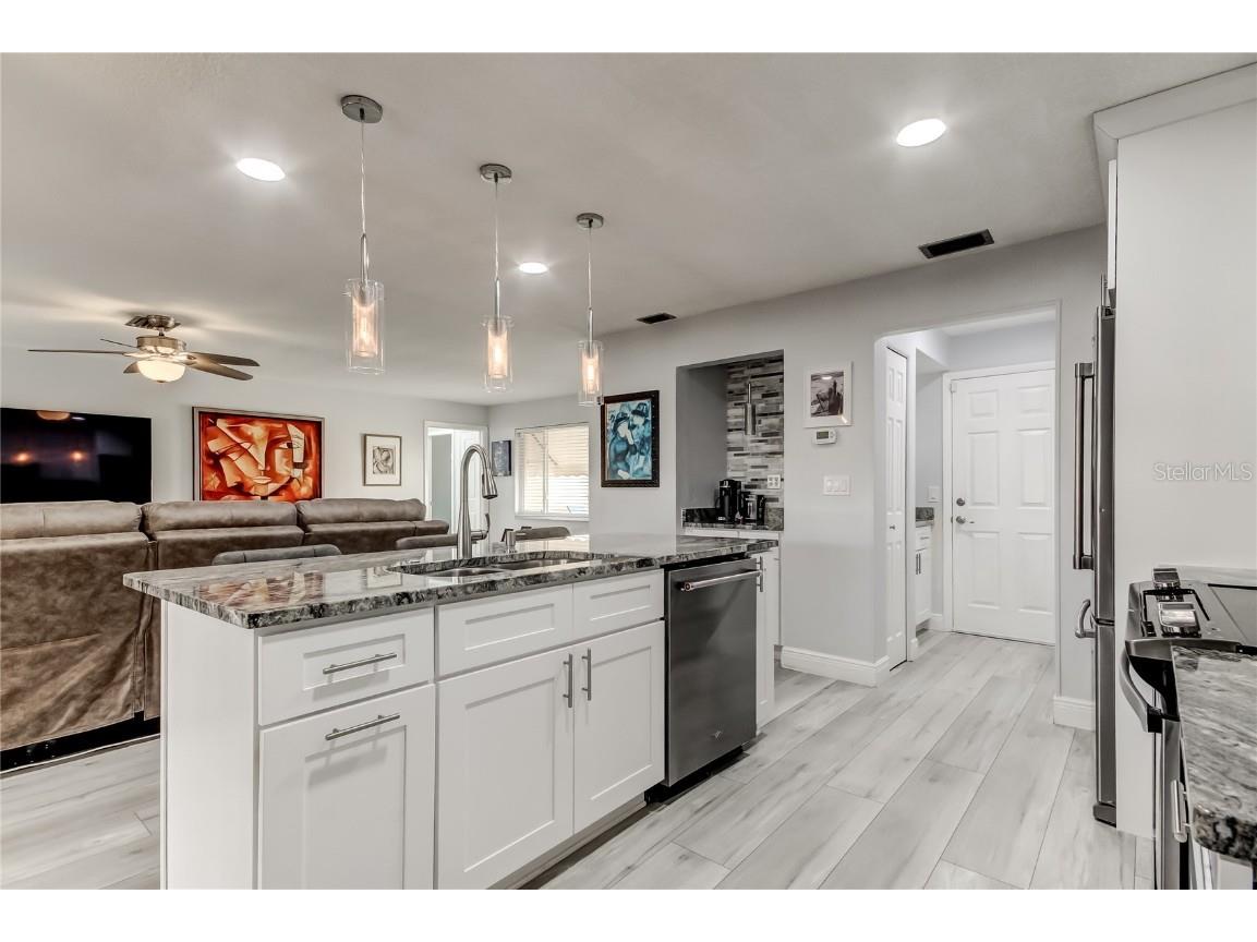 6566 Green Valley Drive #6565 Seminole FL 33777 TB8455242 image18