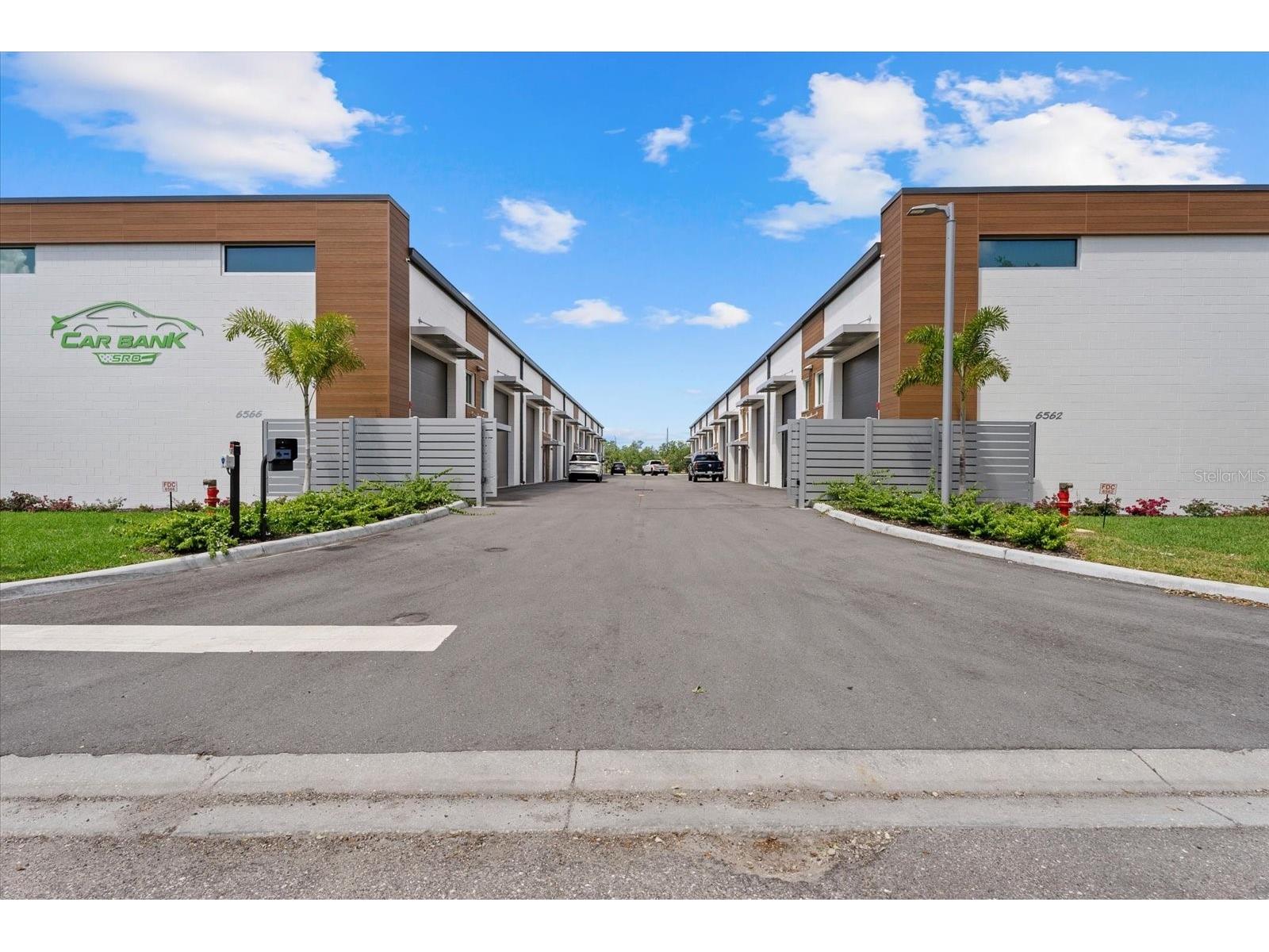 6566 Palmer Park Circle #1 Sarasota FL 34238 A4689779 image24