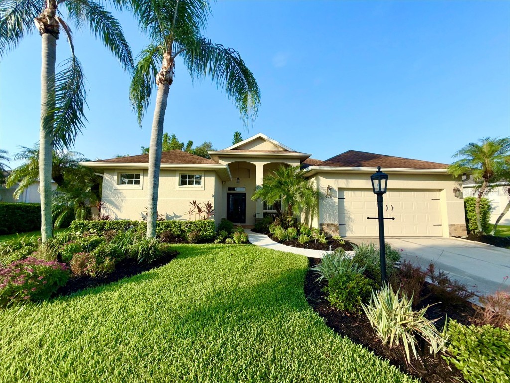 6567 Meandering Way Lakewood Ranch FL 34202 A4660156 image1