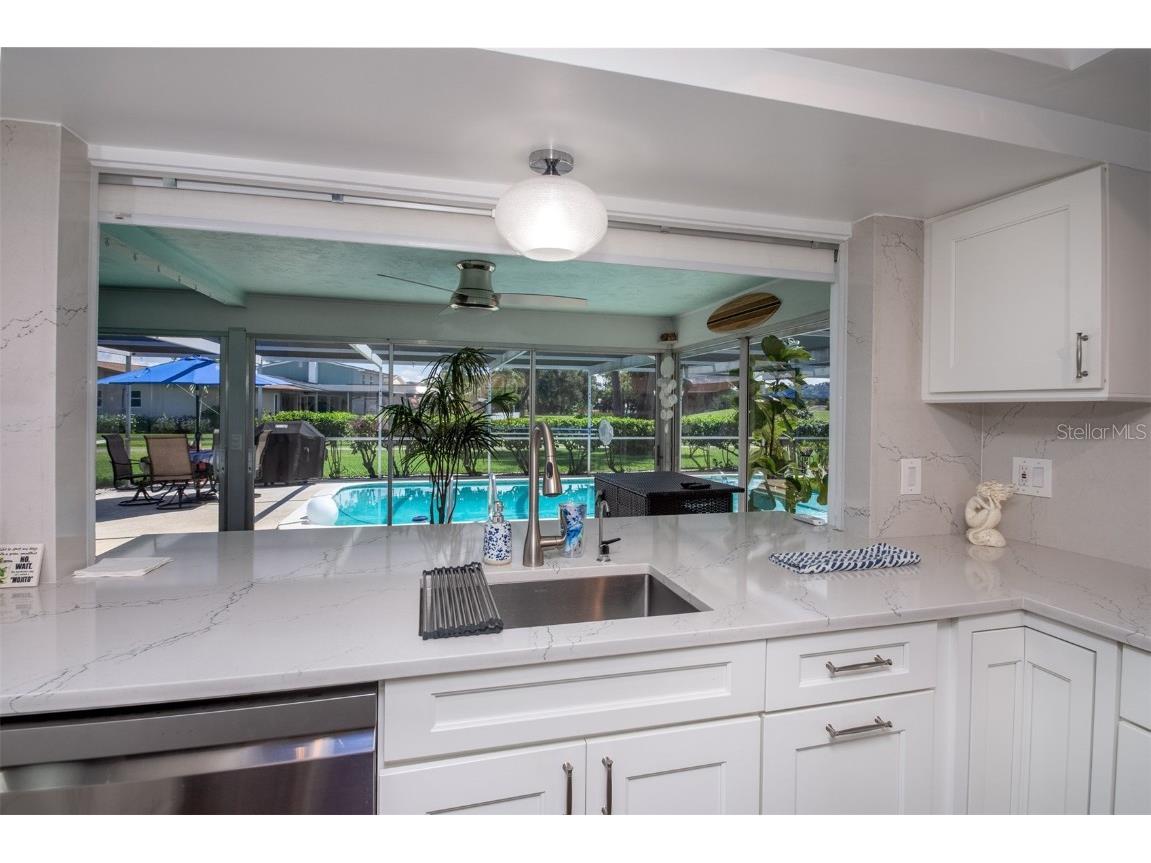 6569 Augusta Boulevard Seminole FL 33777 TB8425117 image12