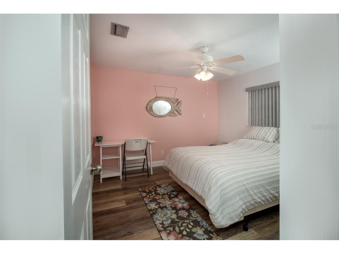 6569 Augusta Boulevard Seminole FL 33777 TB8425117 image23