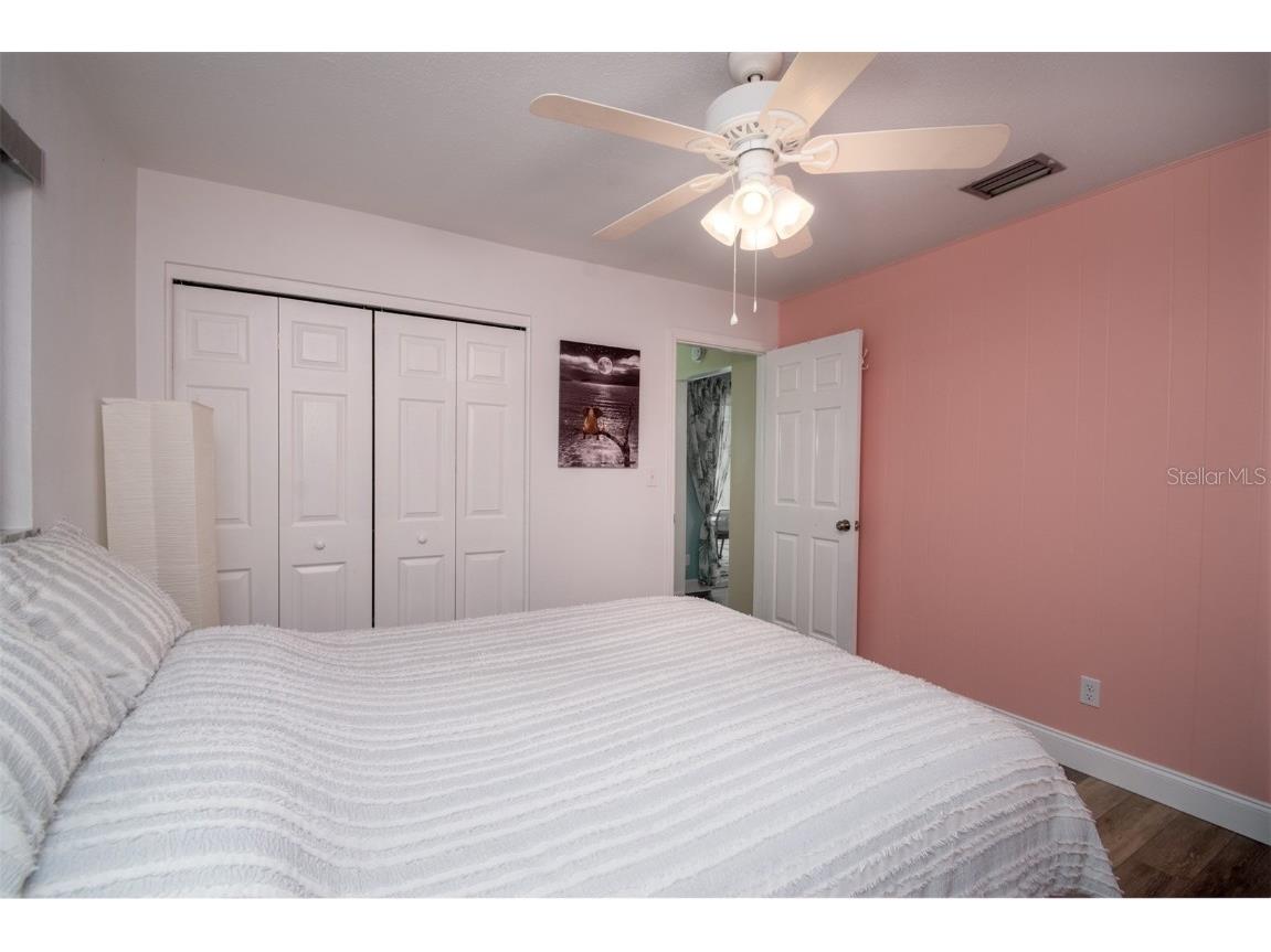 6569 Augusta Boulevard Seminole FL 33777 TB8425117 image24