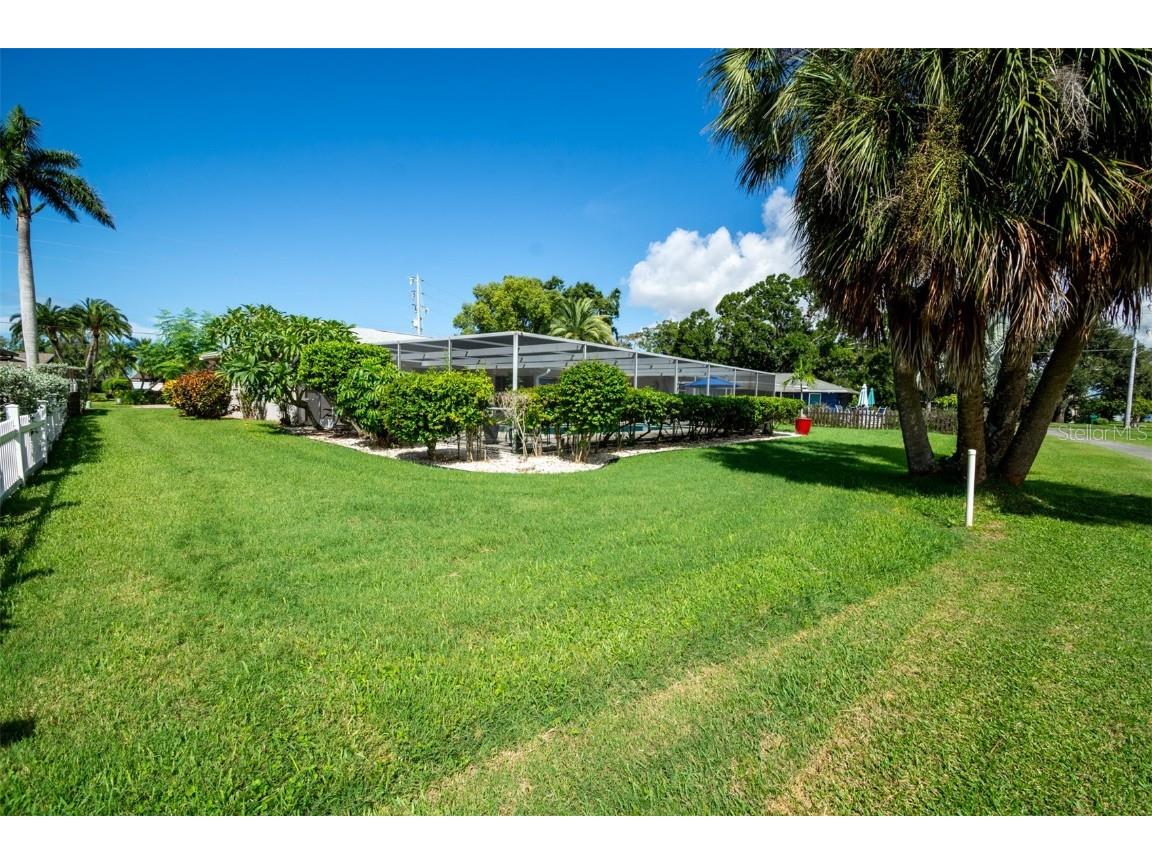 6569 Augusta Boulevard Seminole FL 33777 TB8425117 image38