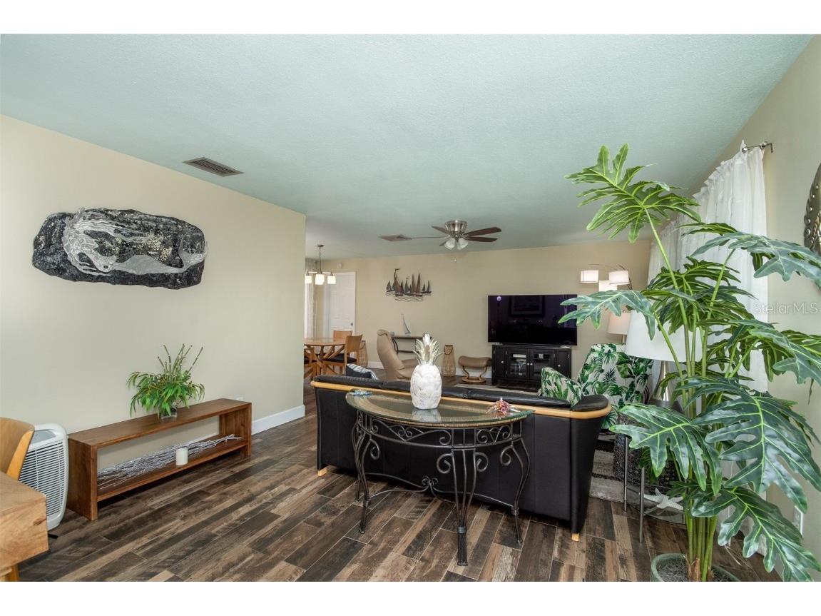 6569 Augusta Boulevard Seminole FL 33777 TB8425117 image8