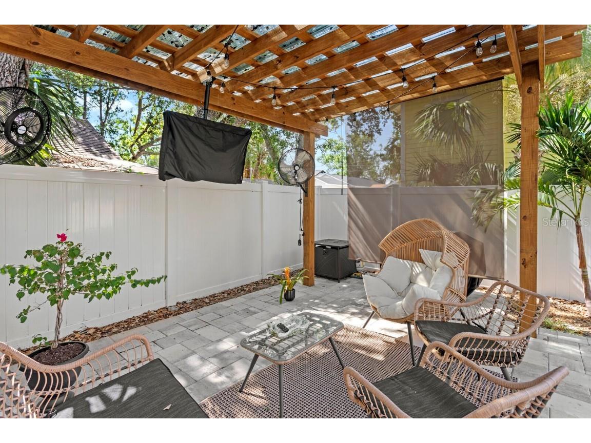 657 26th Avenue S Saint Petersburg FL 33705 TB8435823 image11