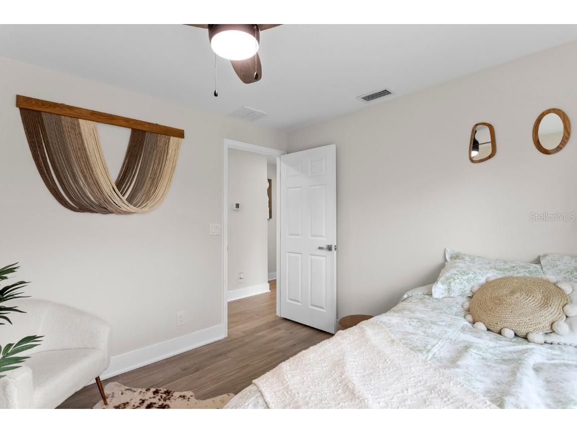 657 26th Avenue S Saint Petersburg FL 33705 TB8435823 image24