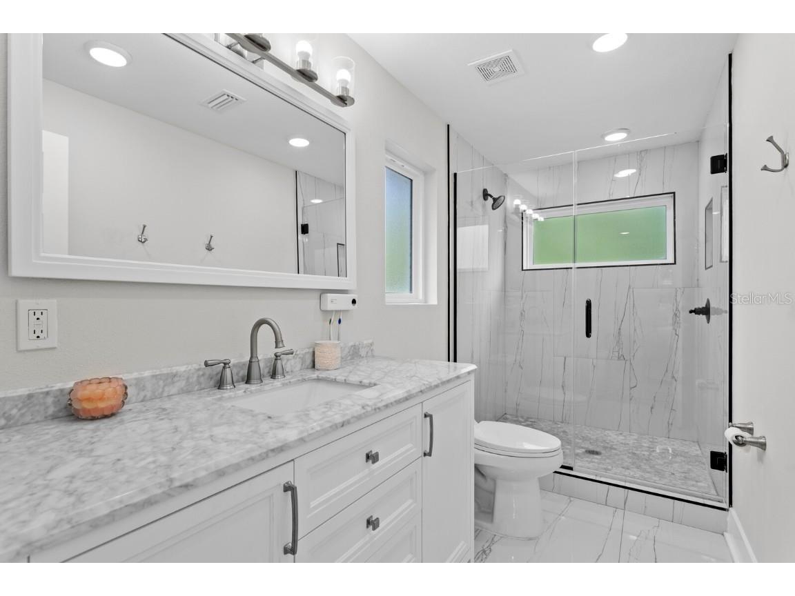 657 26th Avenue S Saint Petersburg FL 33705 TB8435823 image4