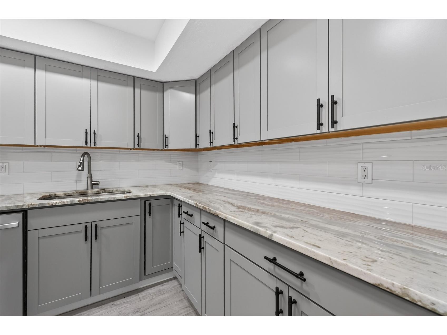 657 99th Avenue N #202 Saint Petersburg FL 33702 TB8489731 image21