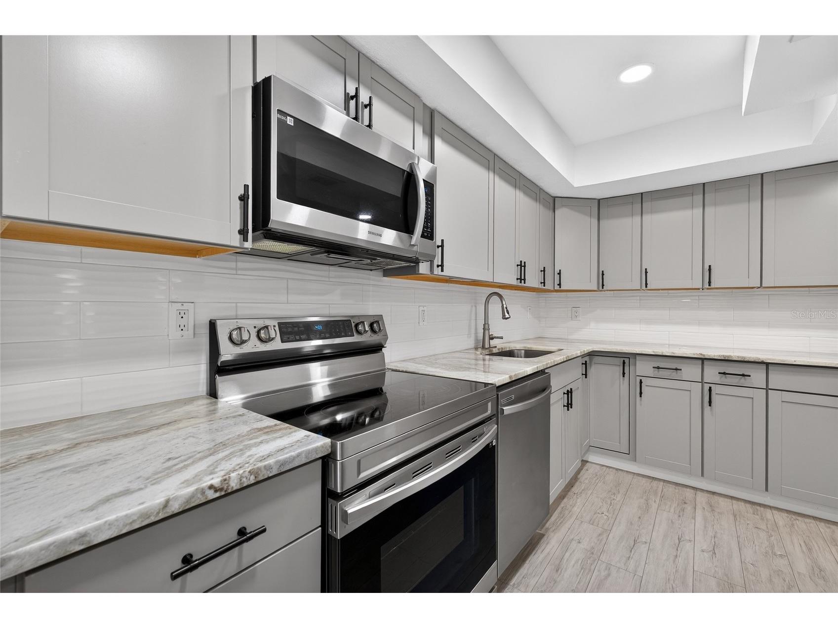 657 99th Avenue N #202 Saint Petersburg FL 33702 TB8489731 image22