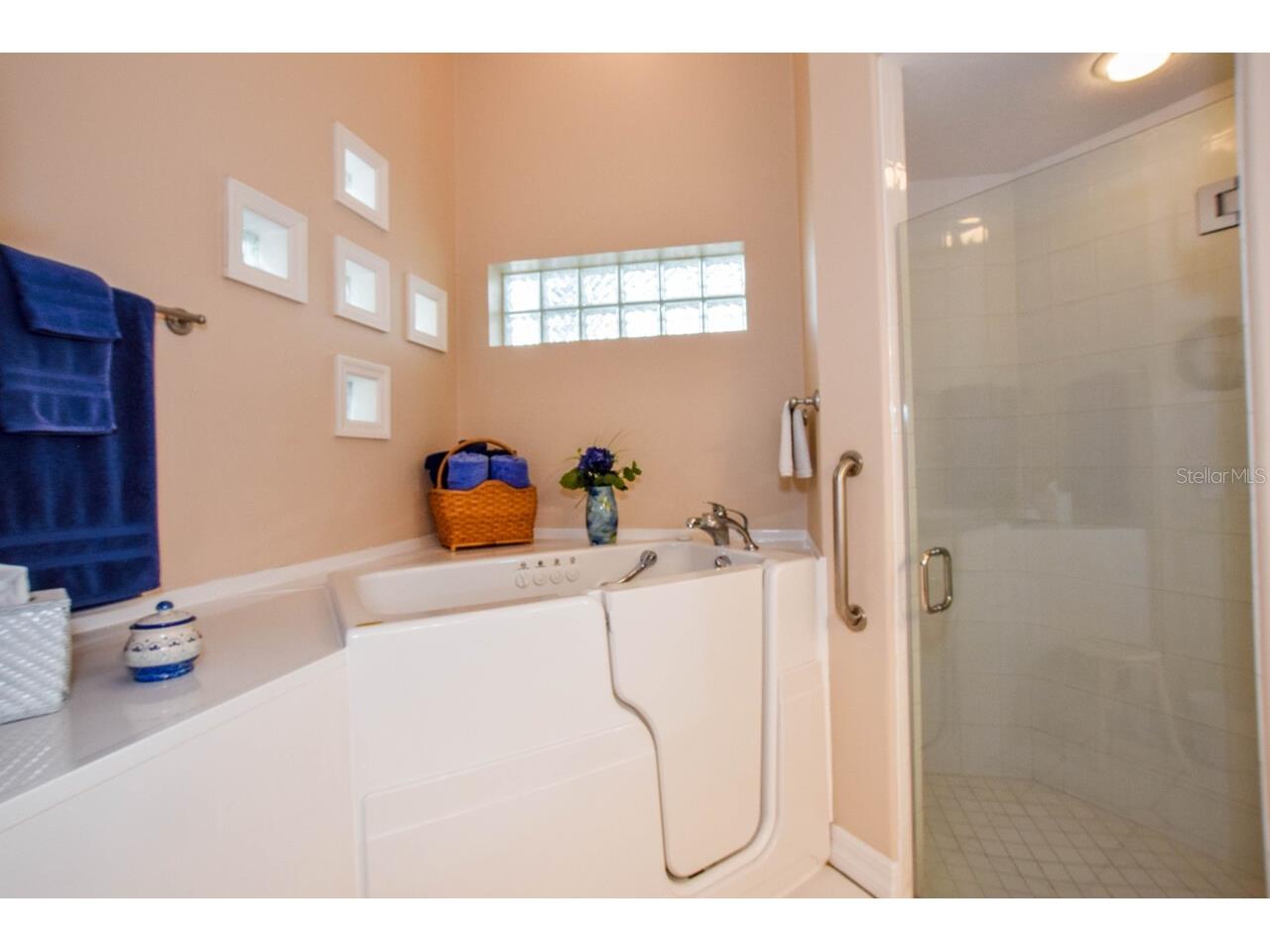 657 Crossfield Circle #6 Venice FL 34293 N6142626 image21