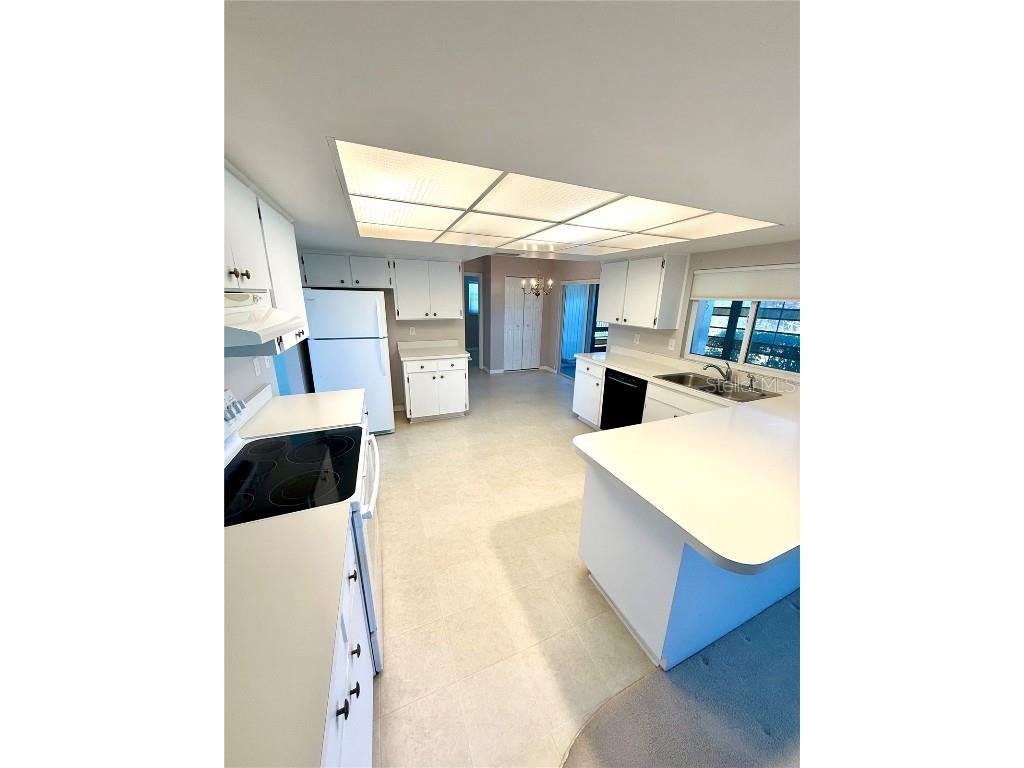 657 Fort Duquesna Drive Sun City Center FL 33573 W7881608 image7