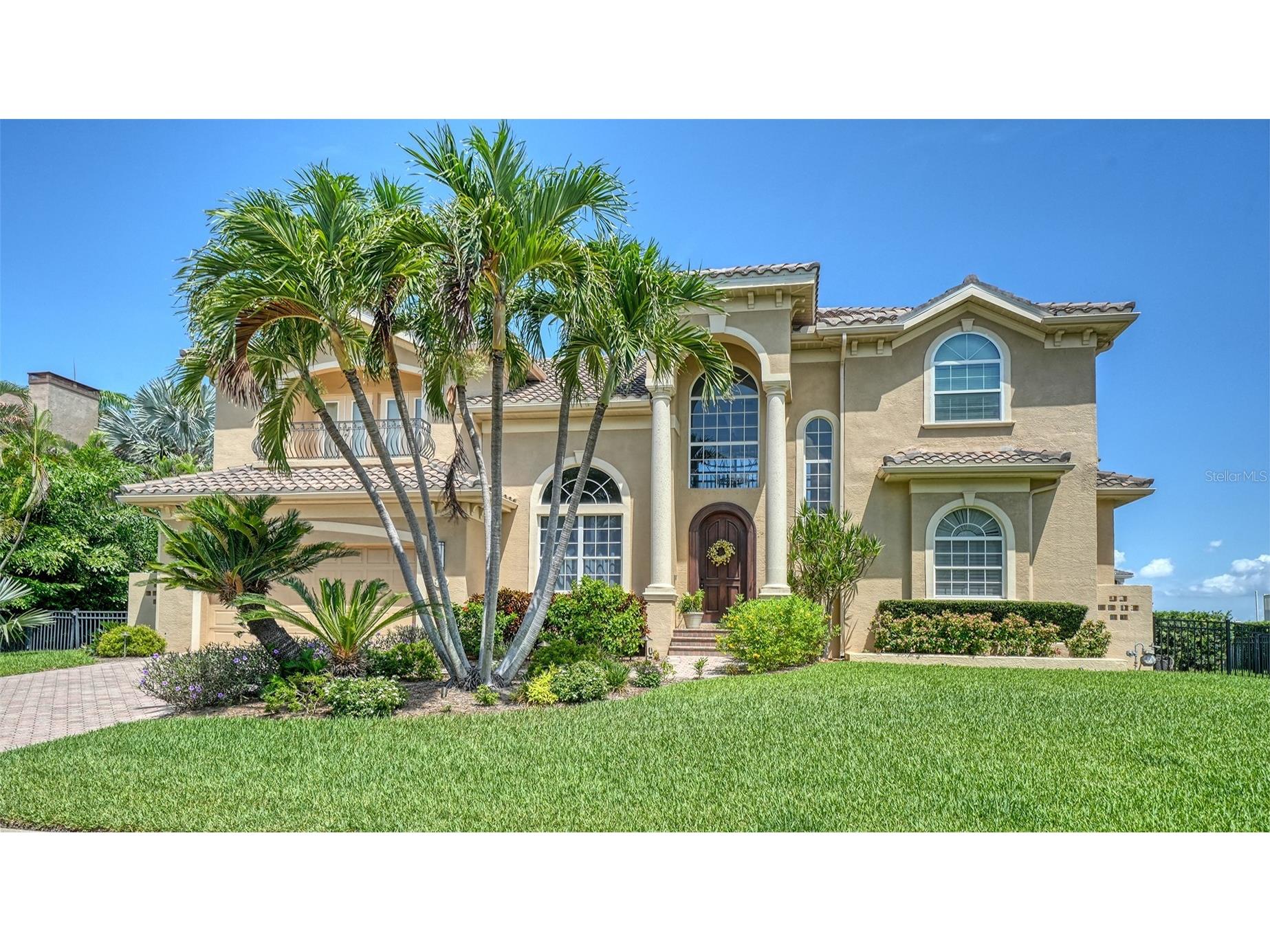 657 Halyard Lane Longboat Key FL 34228 - GULF OF AMERICA A4699348 image1