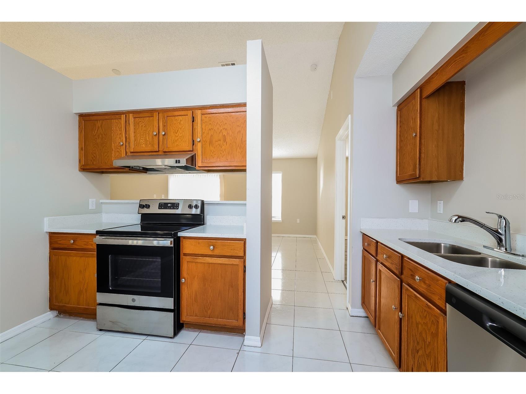 657 Koala Court Kissimmee FL 34759 O6389933 image6